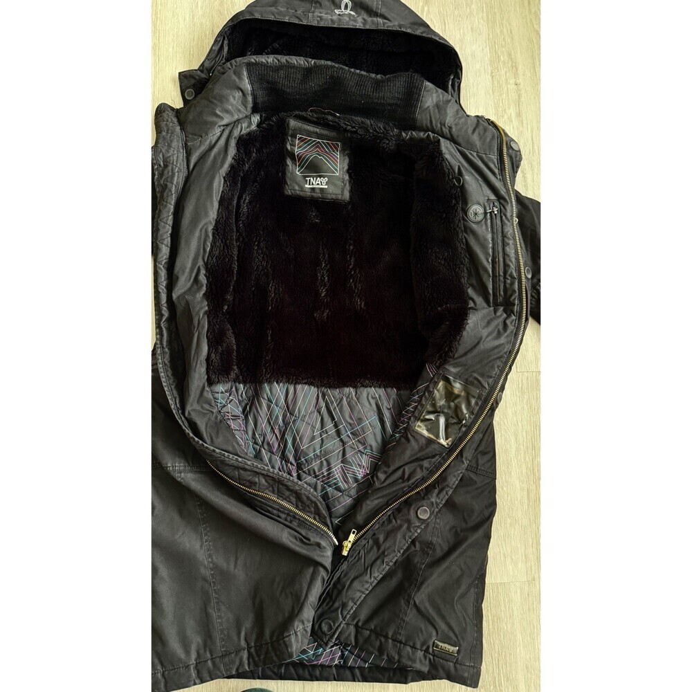 TNA Aritzia Parka Jacket Griffith Black Women M Sherpa Hood Slim Fit Mid-Length - Picture 12 of 16